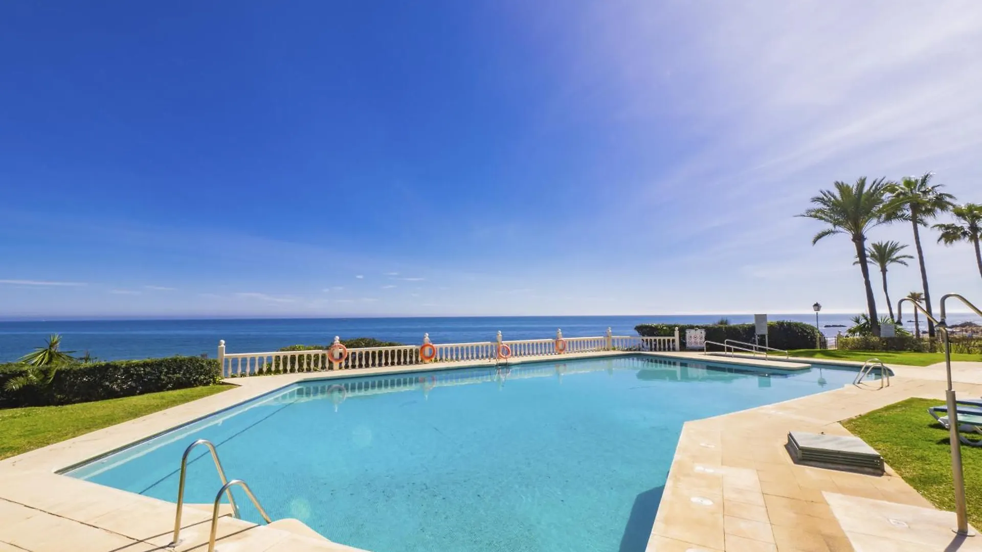 Cubo'S Apartamento Lubina Sun & Beach Sitio de Calahonda 0*,  Espagne